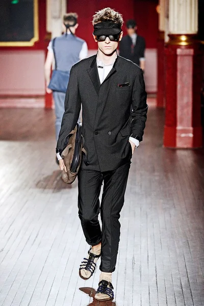 Look 6